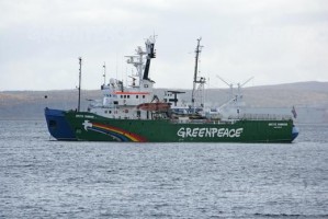 Szabadságot a Greenpeace aktivistáknak!